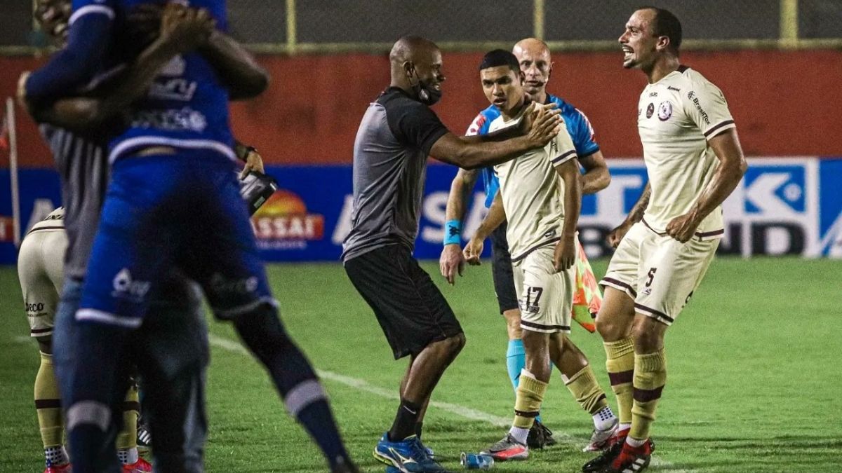 Jacuipense quebra sequência de dez jogos sem vencer, bate Volta Redonda e respira na Série C
