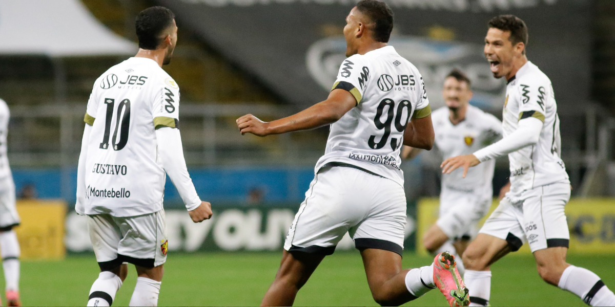 No Sport, Gustavo cita parceria com Mikael e revela conselhos de Hernanes: ‘Privilégio’