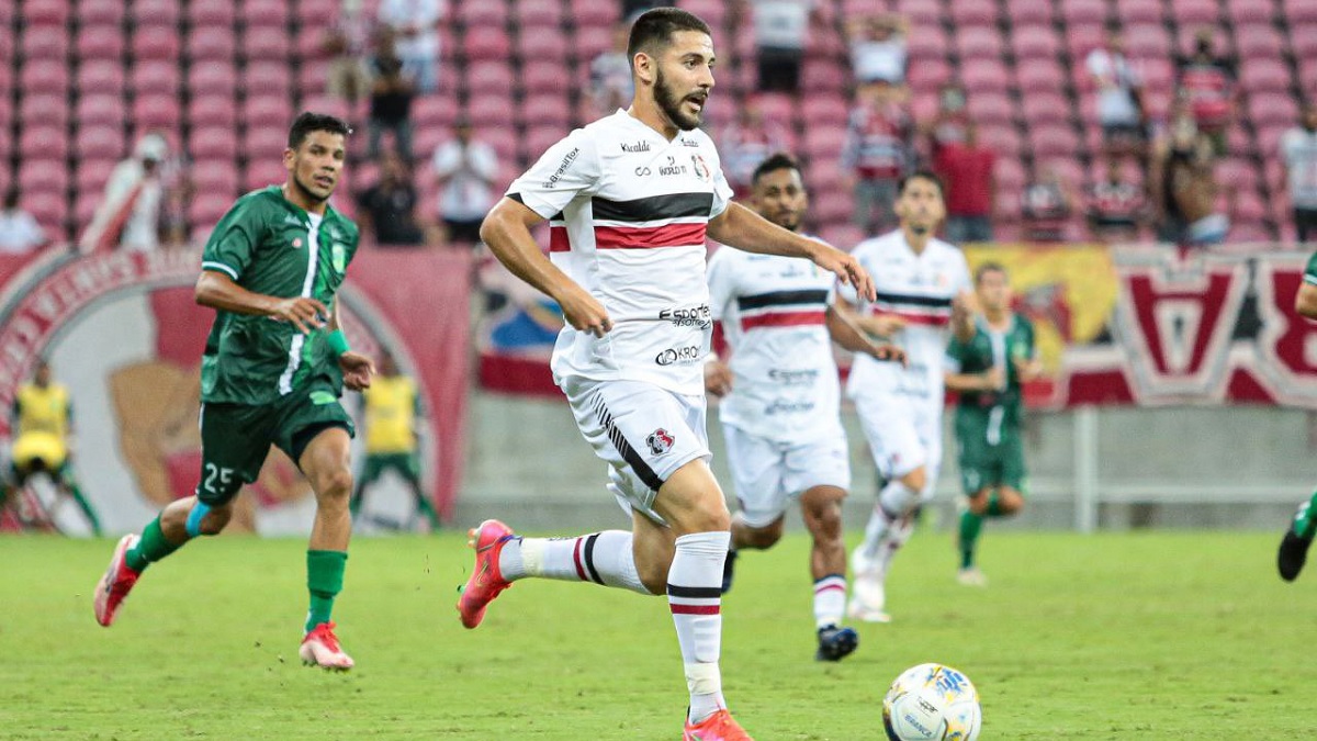 Santa Cruz supera 1942 e tem a pior temporada da história do clube