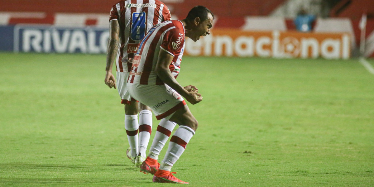 Vídeo: assista aos gols da vitória do Náutico sobre o Goiás, nos Aflitos, pela Série B