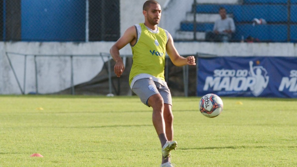 Com desfalques, CSA terá mudanças em jogo decisivo contra Confiança; veja provável time