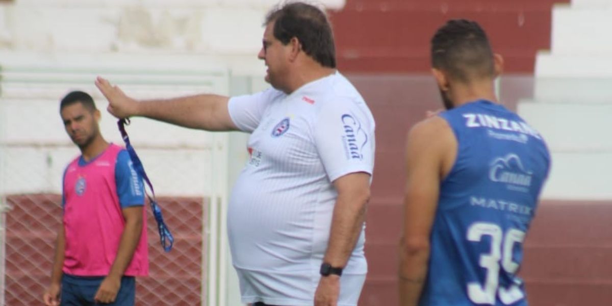 Bahia encerra preparação e deve mexer para encarar Atlético-GO; veja provável time