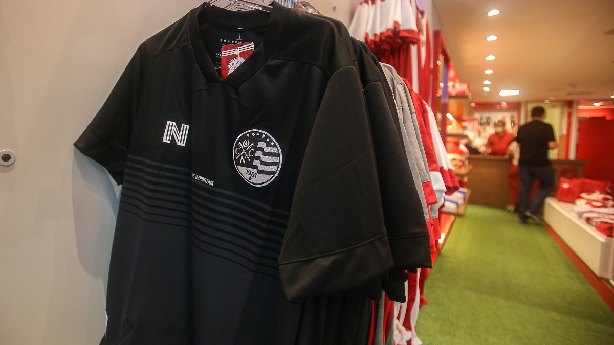 Náutico trocará empresa de confecção de uniformes da N6 em 2022