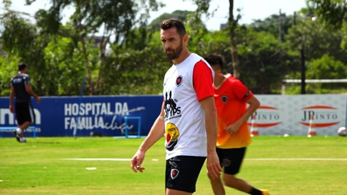 Atacante Juba deixa o Botafogo-PB