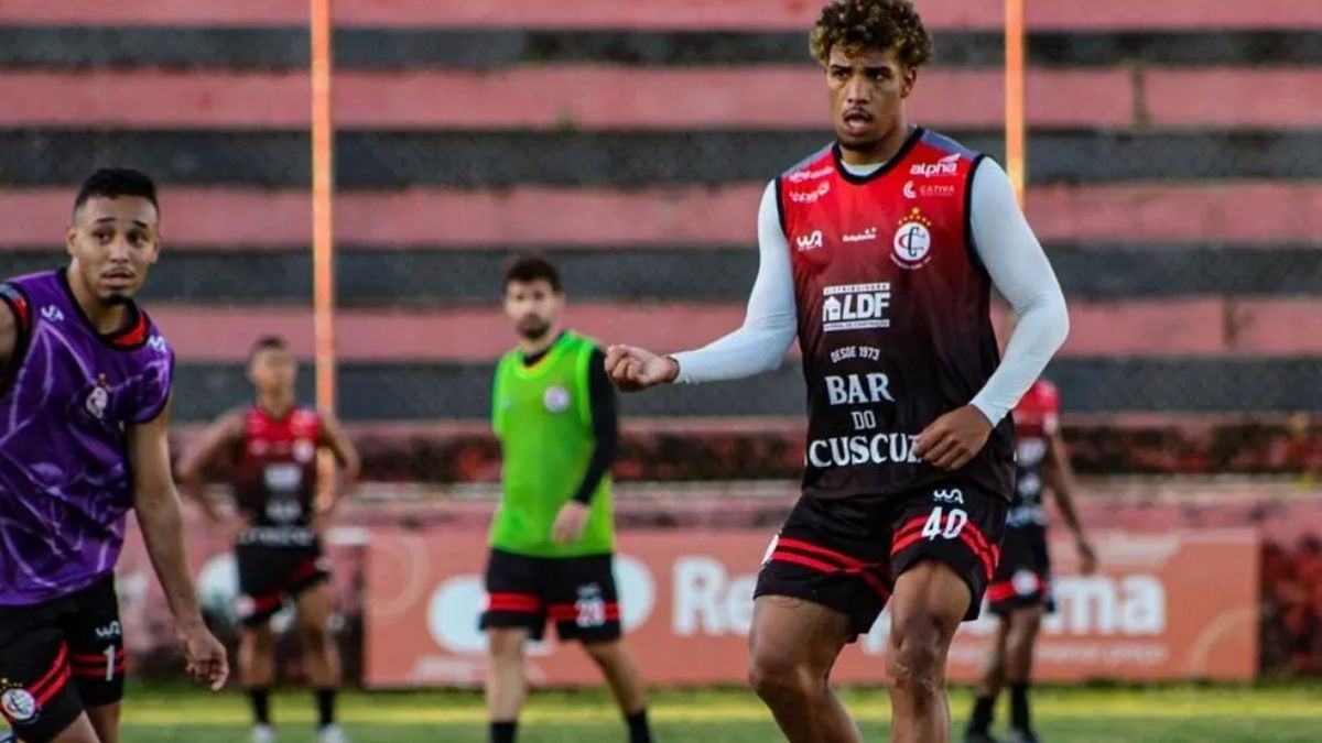 Campinense: Marcelinho rompe ligamento; Rafinha pode ser reforço para final