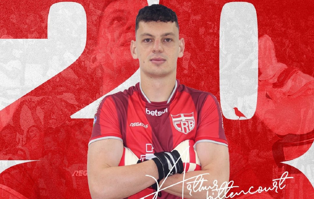 Arthur Bittencourt renova contrato com o CRB para 2022