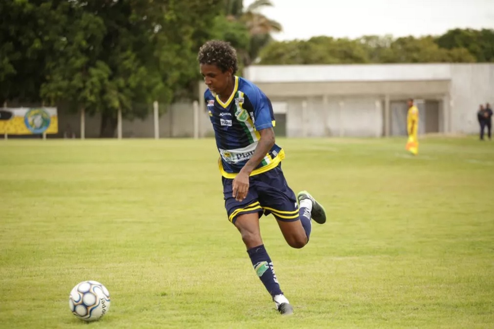 ASA acerta com Roger Gaúcho e mais dois reforços para a próxima temporada