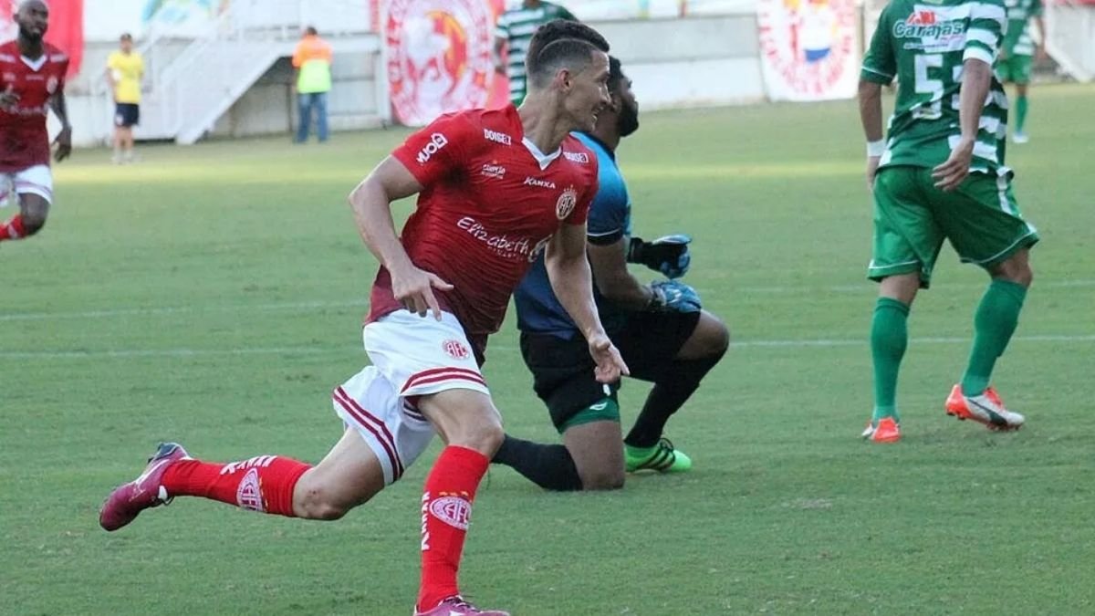 Confiança contrata lateral Danilo Silva, ex-América-RN e Fortaleza