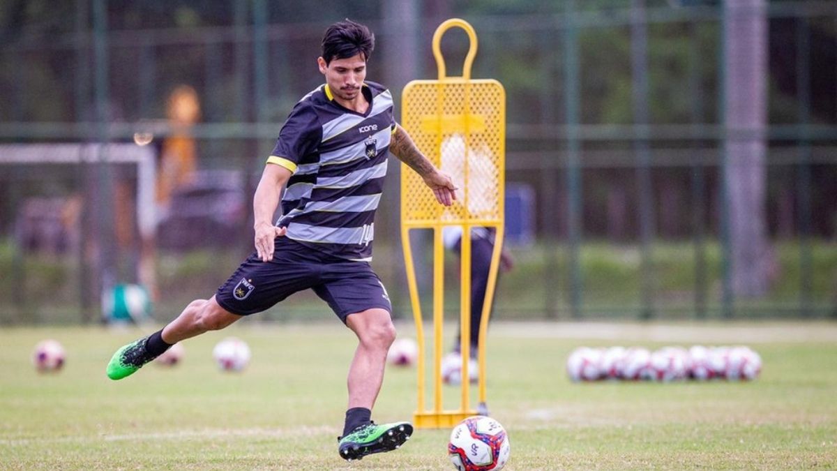 Eduardo Grasson não se apresenta, perde novo prazo e deixa o Santa