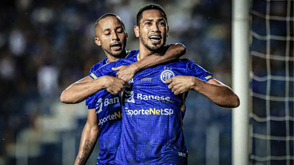 Sem contrato renovado, Hernane se despede do Confiança: ‘Não foi como esperava’