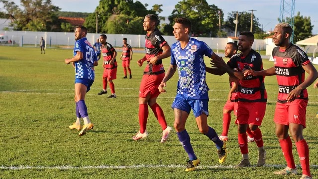 Oeirense vence Flamengo-PI com gol olímpico; Parnahyba e 4 de Julho empatam