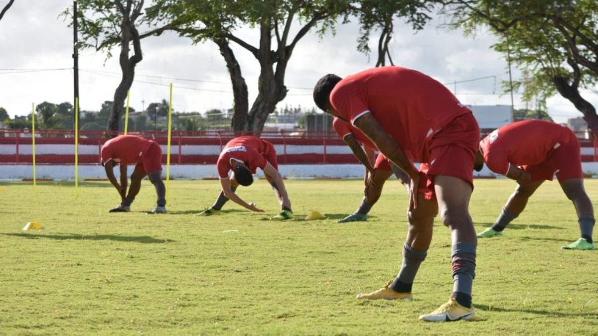 Sergipe anuncia pacote de reforços com três novos contratados