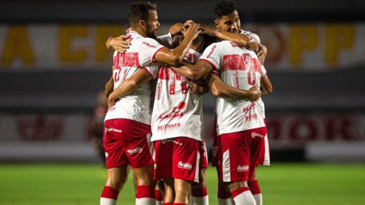 Em jogo de nº 100 de Diego Torres, CRB e Murici empatam na estreia do Alagoano