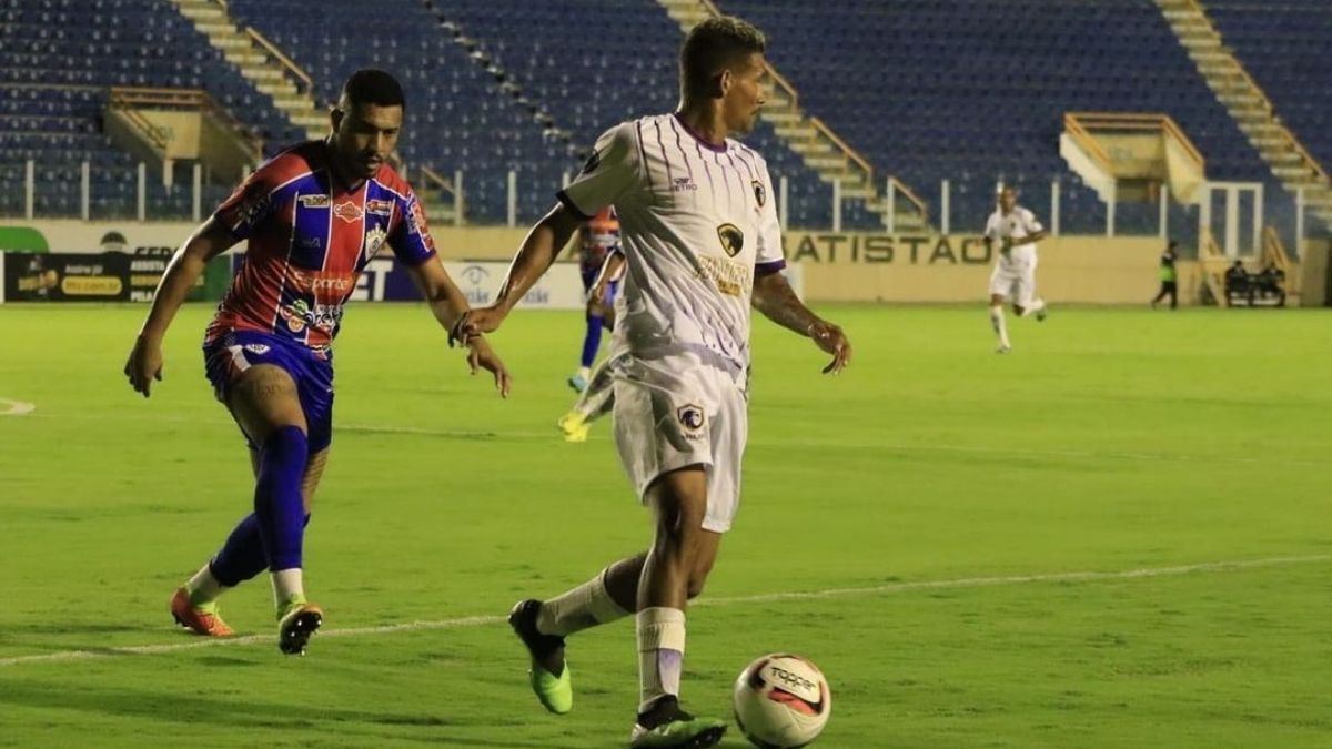 Com gol de Elicarlos, Itabaiana vence Falcon e segue com 100% no Sergipano