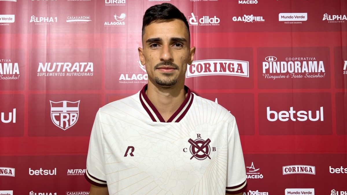 Maycon Douglas revela autocobrança por melhor atuação coletiva e individual do CRB