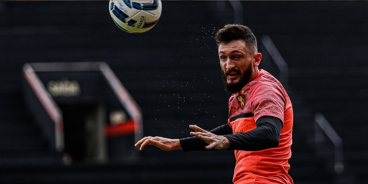 Com bom retrospecto contra o Santa, Sander elege clássico mais marcante pelo Sport