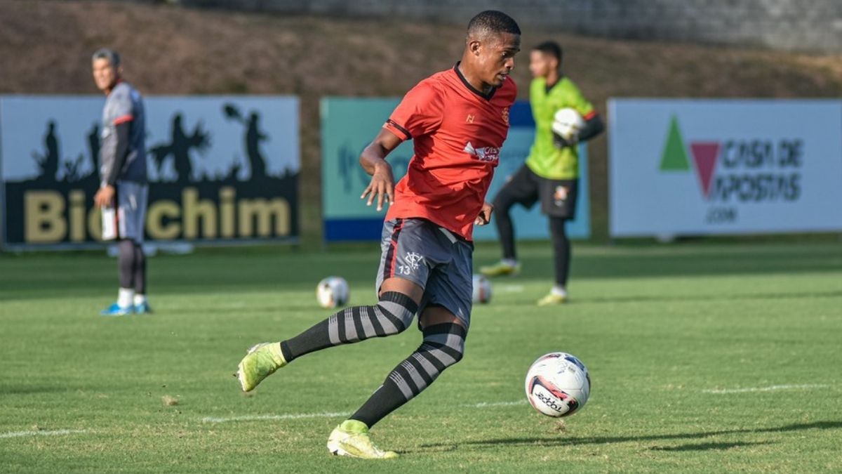 De saída para o futebol ucraniano, David se despede de torcida do Vitória: “Gratidão”