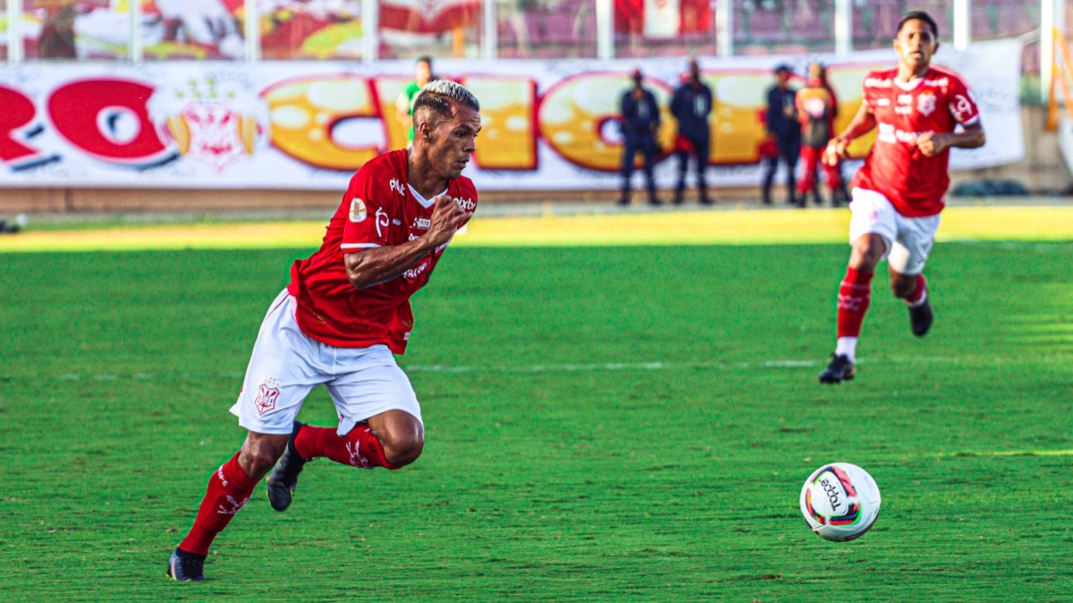 Sergipe entra com representação contra arbitragem do clássico diante do Confiança, pelo Sergipano