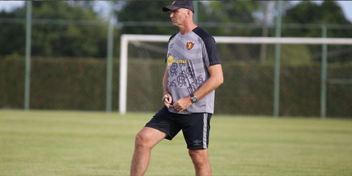 Há quase um mês no Sport, Dal Pozzo tem primeira semana livre e busca variações