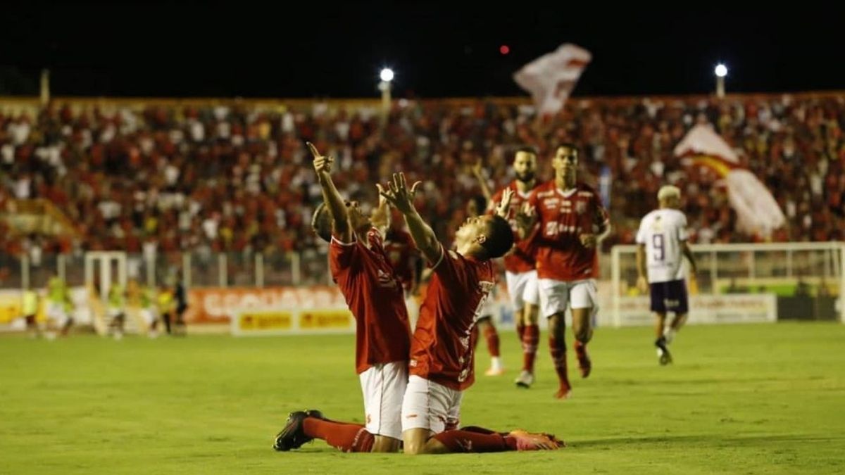 De virada, Sergipe vence Falcon no jogo de ida da final do Sergipano