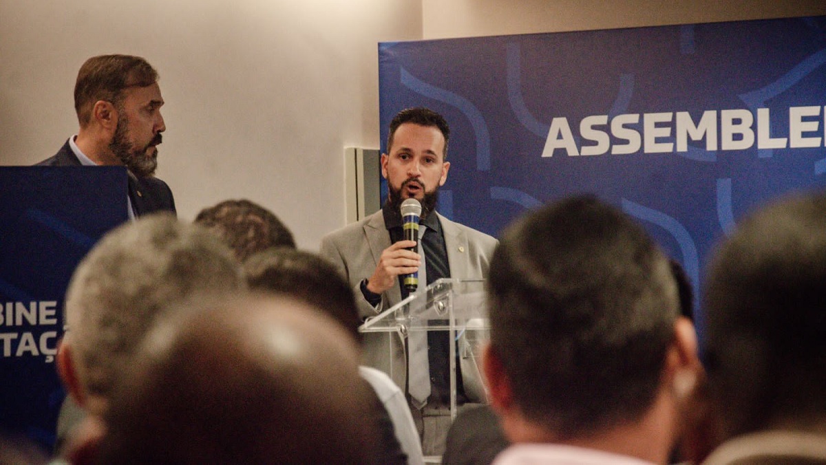 Ricardo Lima é reeleito presidente da FBF até 2027