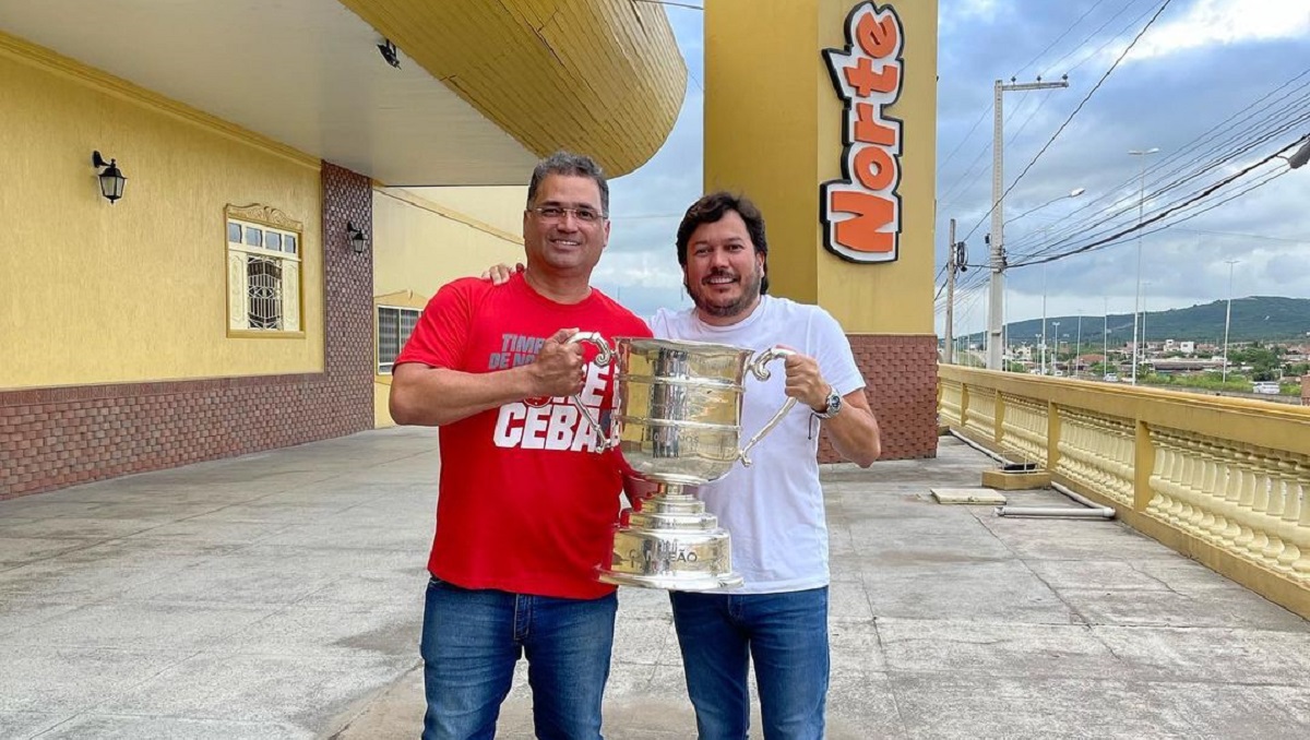 Conselheiros do Náutico protocolam requerimento por uso da marca do clube na campanha política de Edno Melo