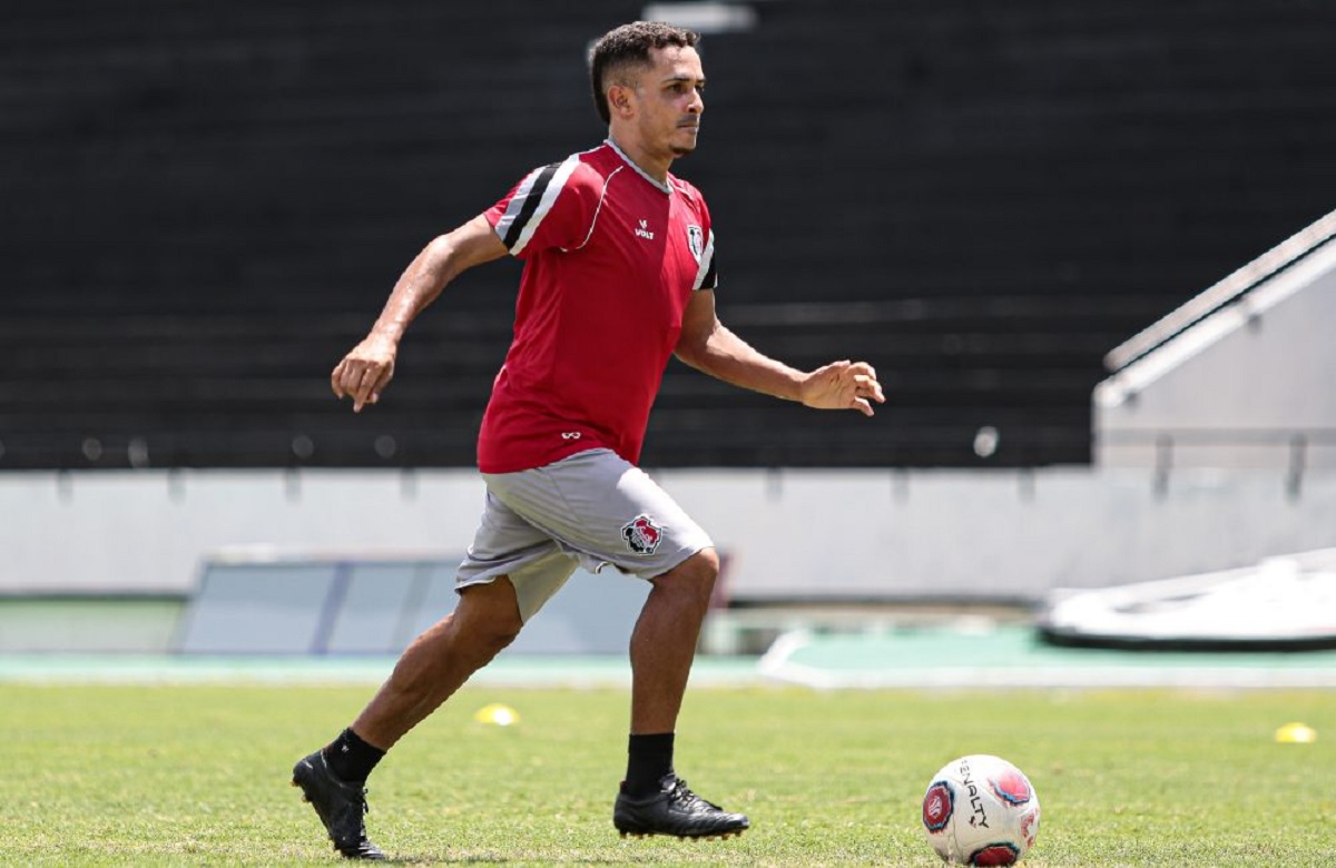 Santa Cruz anuncia a saída do meia Esquerdinha