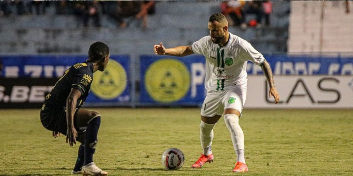 Série C: Floresta leva gol no fim e é derrotado pela Aparecidense, fora de casa