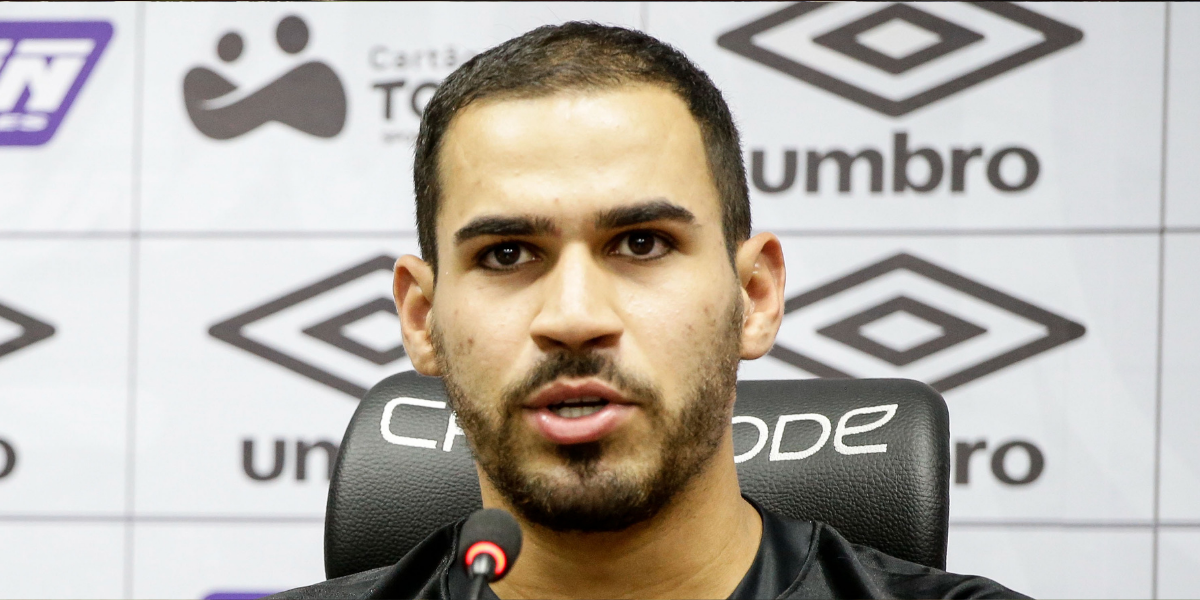 Thiago Lopes celebra volta ao Sport e diz que não jogava sem dor há um ano: ‘Extremo’