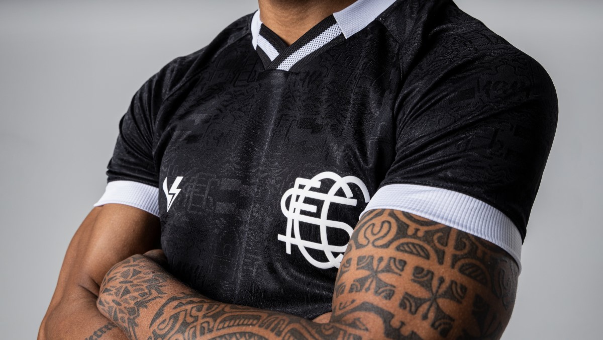 Santa Cruz lança terceiro uniforme e homenageia luta antirracista