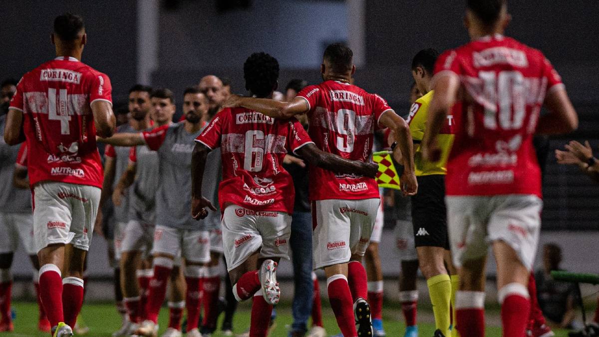 Na estreia de Daniel Paulista, CRB bate o Londrina e deixa o Z4 da Série B