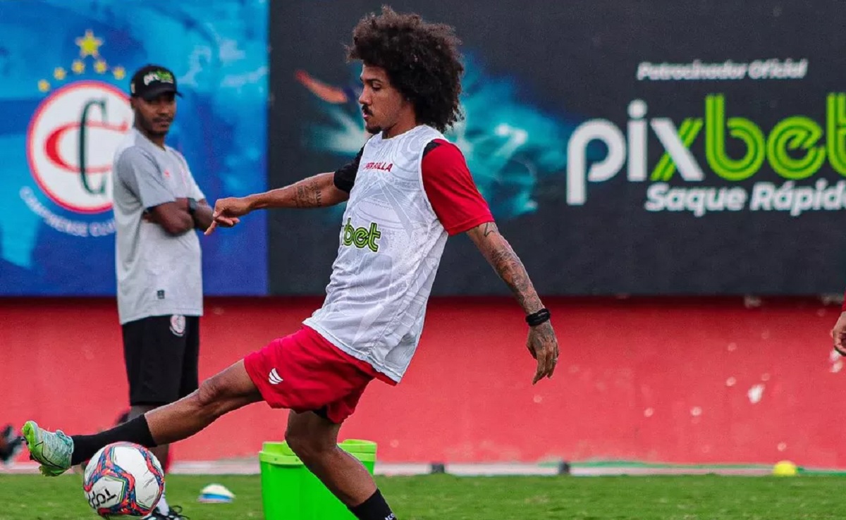 Campinense segue reformulação e anuncia saída de mais dois jogadores