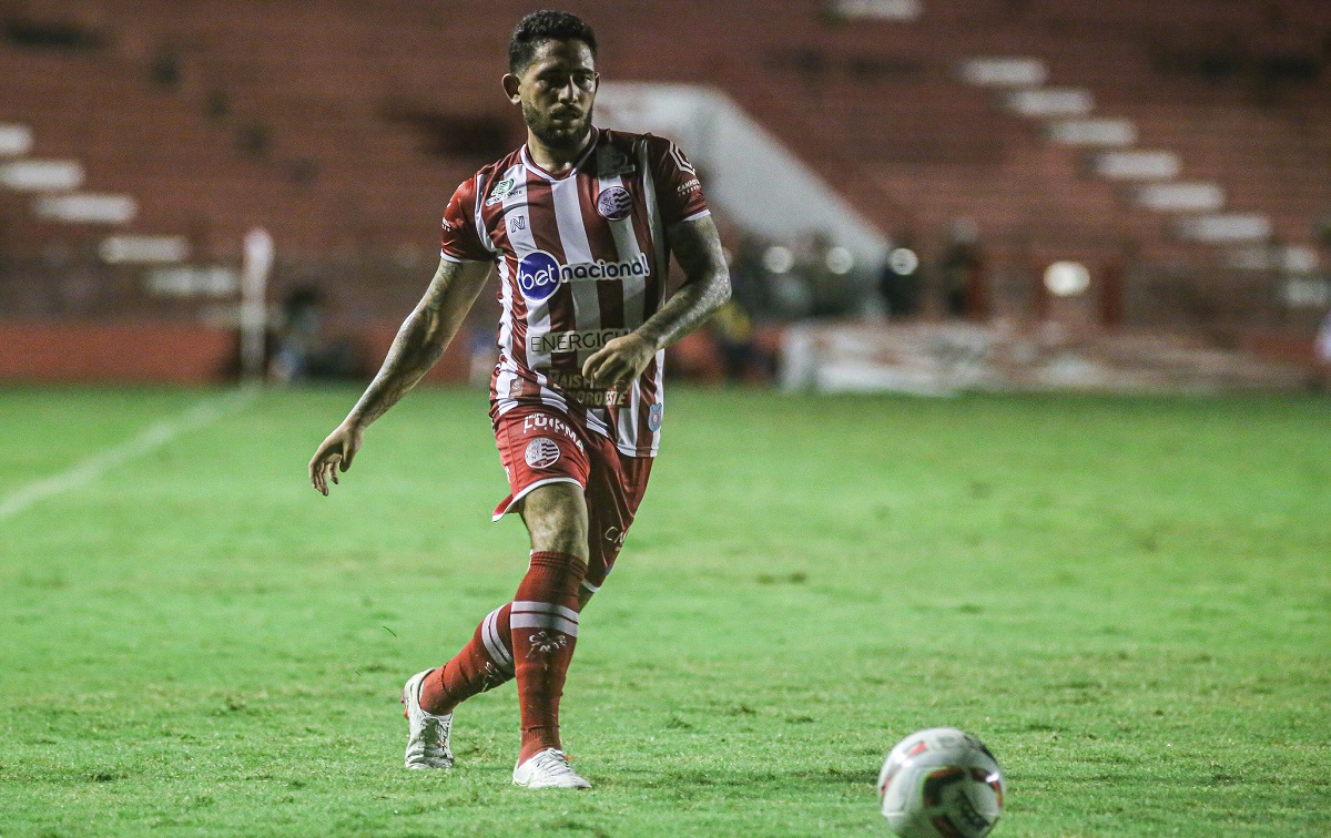 Leandro Carvalho recebe proposta do Remo e Náutico aguarda posicionamento do Ceará para liberar o atleta
