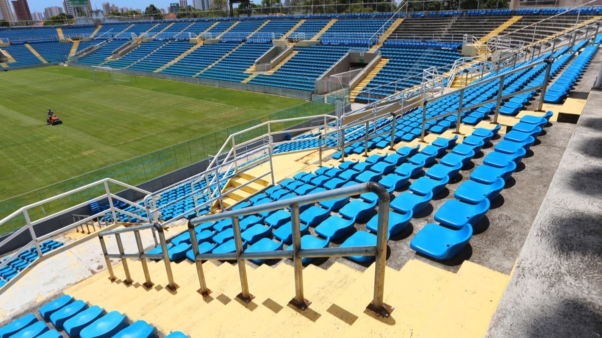 Ceará - Estádio Presidente Vargas - Fortaleza