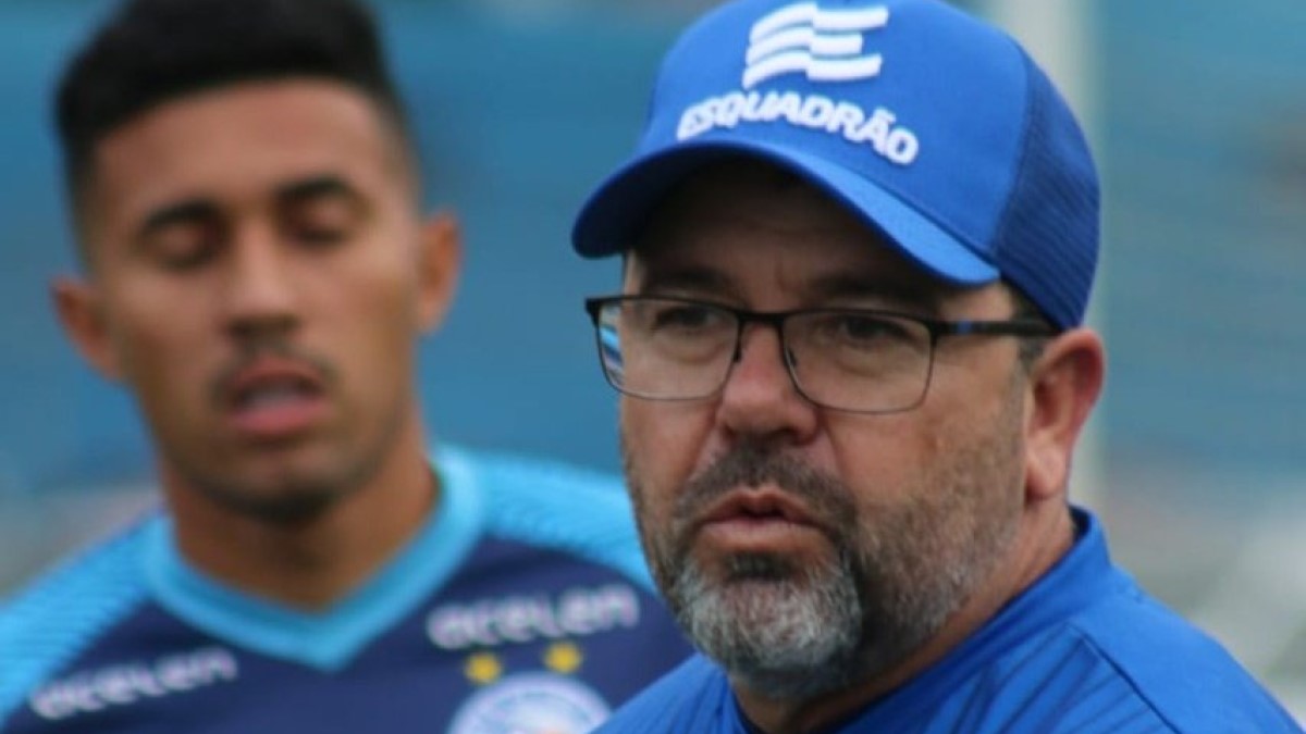Bahia: Enderson Moreira se junta à delegação em SC para pegar Brusque