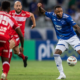 Atacante Rafa Silva, do Cruzeiro, em jogo contra o CRB na Série B