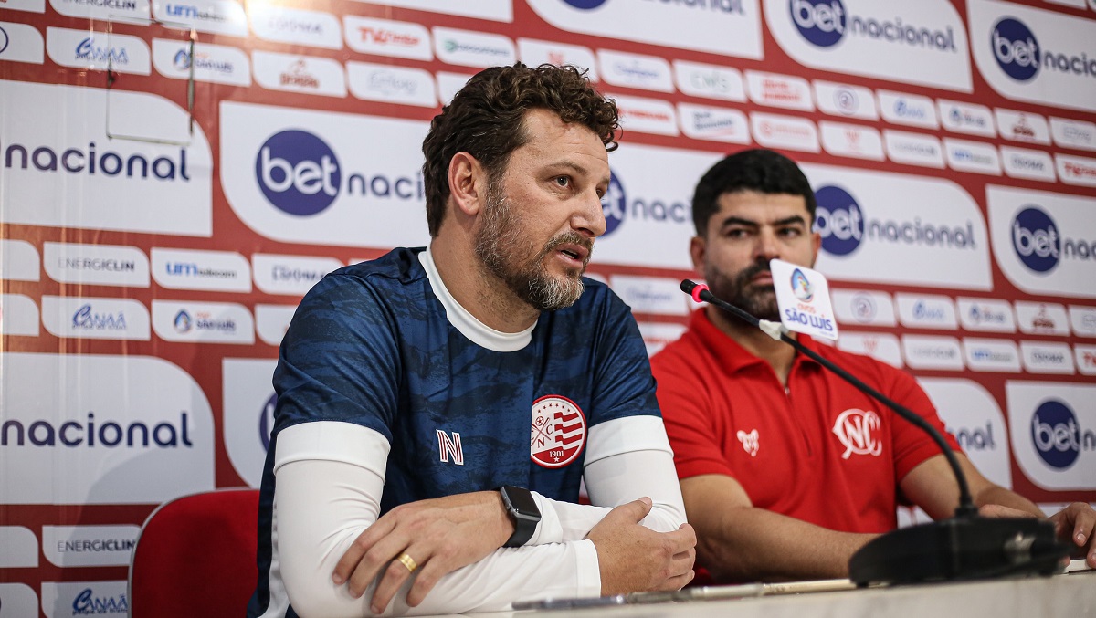 Elano elogia elenco do Náutico, mas destaca importância do grupo ‘incorporar o espírito da Série B’