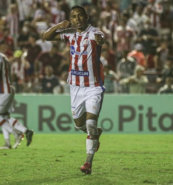 Pedro Vitor - Náutico
