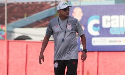 Flávio Araújo, técnico do Campinense