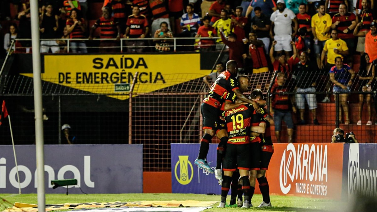 Sport vence Guarani, pela Série B, na estreia de Claudinei Oliveira