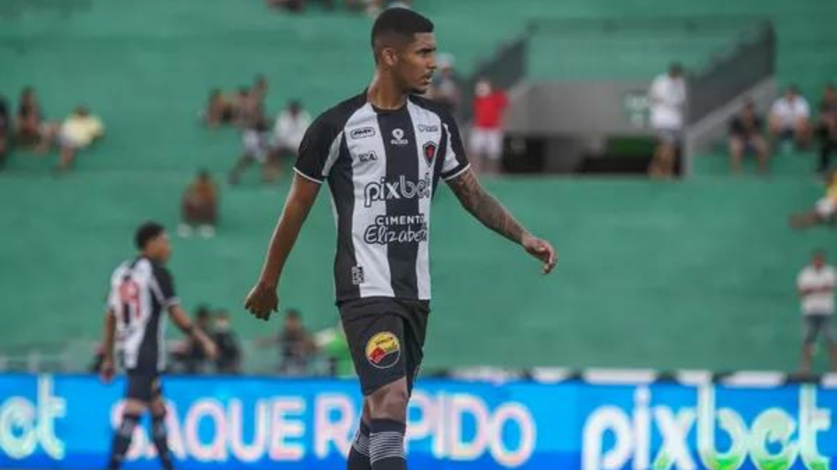 Zagueiro Gabriel Yanno, do Botafogo-PB
