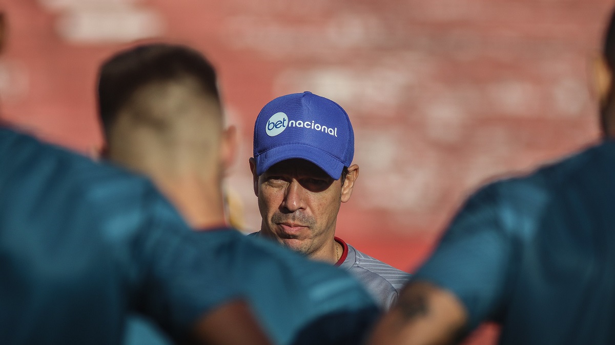 Dado diz estar animado com início de trabalho no Náutico: “Visualizo nos olhos que os caras querem”