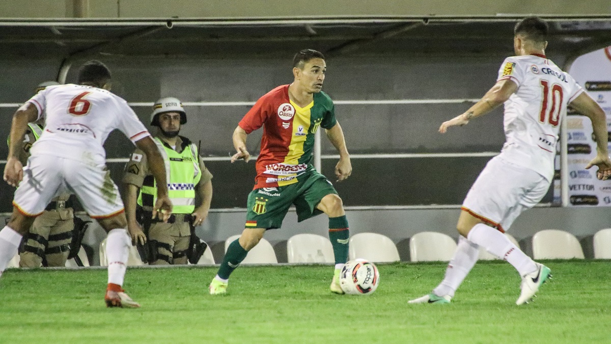 Tombense x Sampaio Corrêa: Veja retrospecto, transmissão e escalações para o jogo da Série B