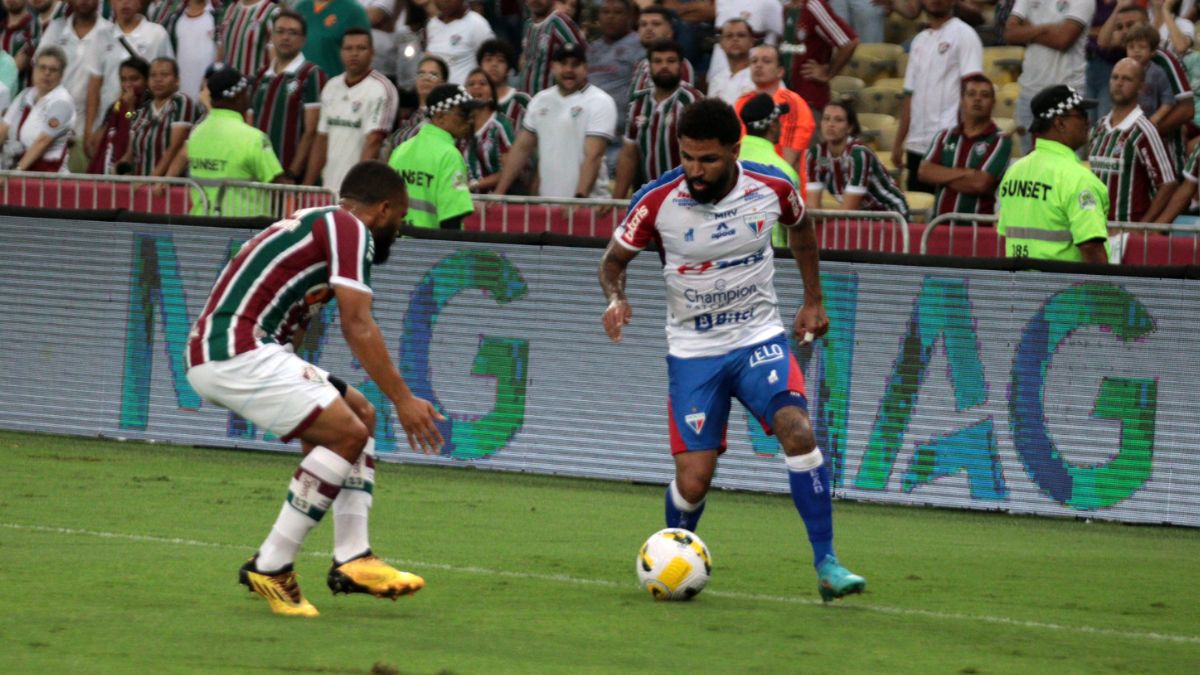 Fortaleza abre 2 a 0, sofre empate do Fluminense e é eliminado da Copa do Brasil