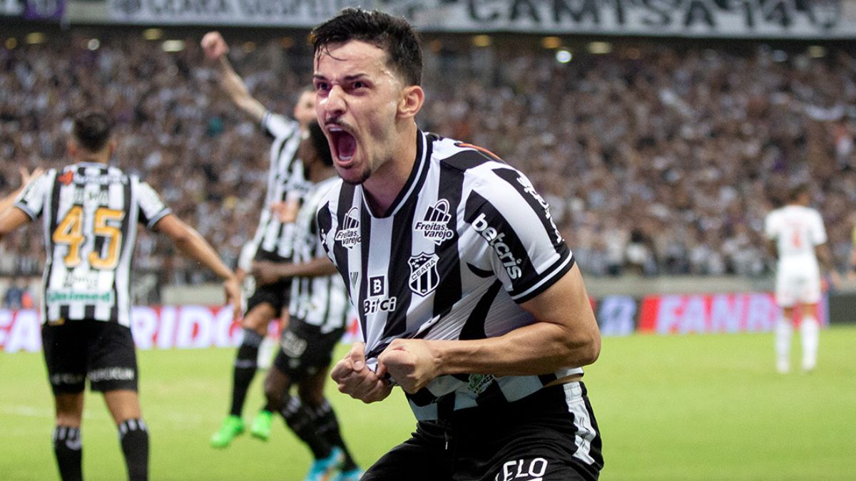 Ceará reverte vantagem no tempo normal, mas é eliminado da Sula, nos pênaltis, pelo São Paulo 2 Posts
