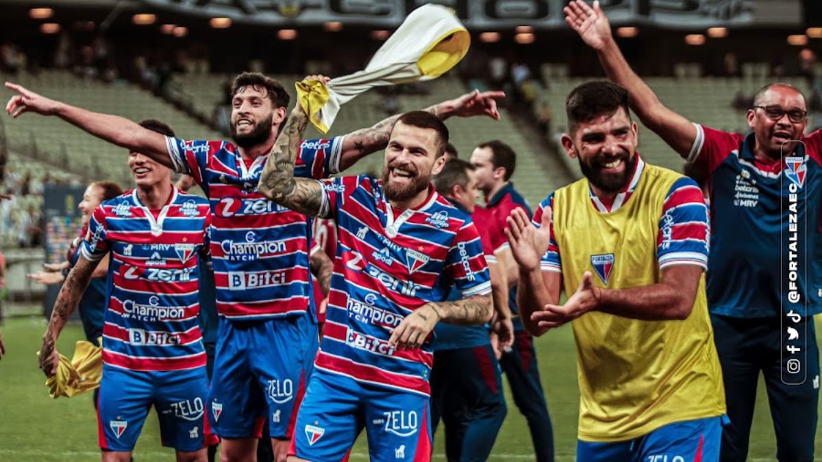 Vojvoda enaltece desempenho do Fortaleza e celebra saída da zona de rebaixamento 1 Ceará x Fortaleza