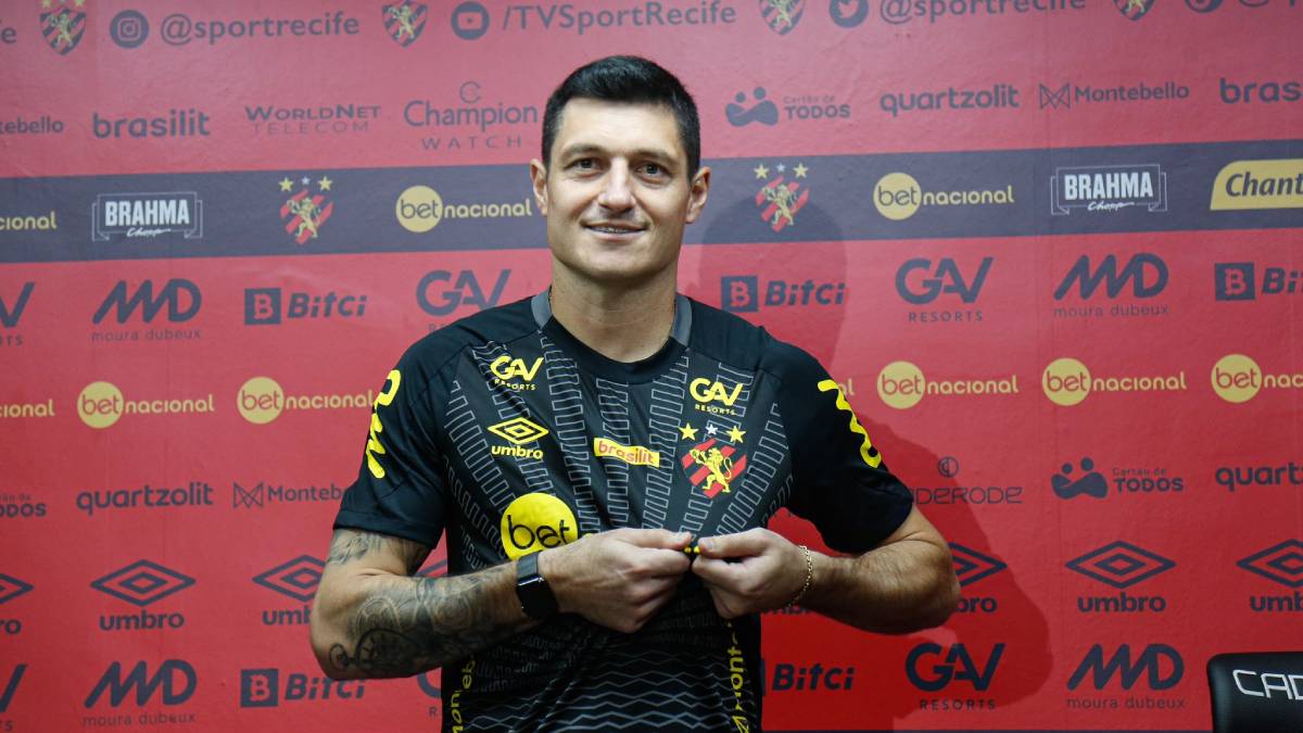 Dênis analisa pressão em sua chegada ao Sport: “Não vai existir outro Magrão, ou outro Maílson”