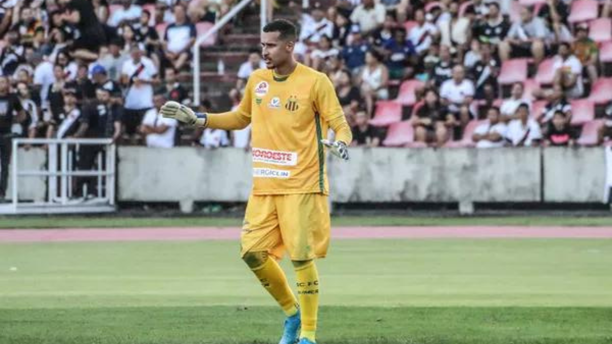 Sampaio tem dúvidas para jogo contra CRB; veja time provável 2 Goleiro Gabriel Batista em jogo do Sampaio Corrêa contra o Vasco