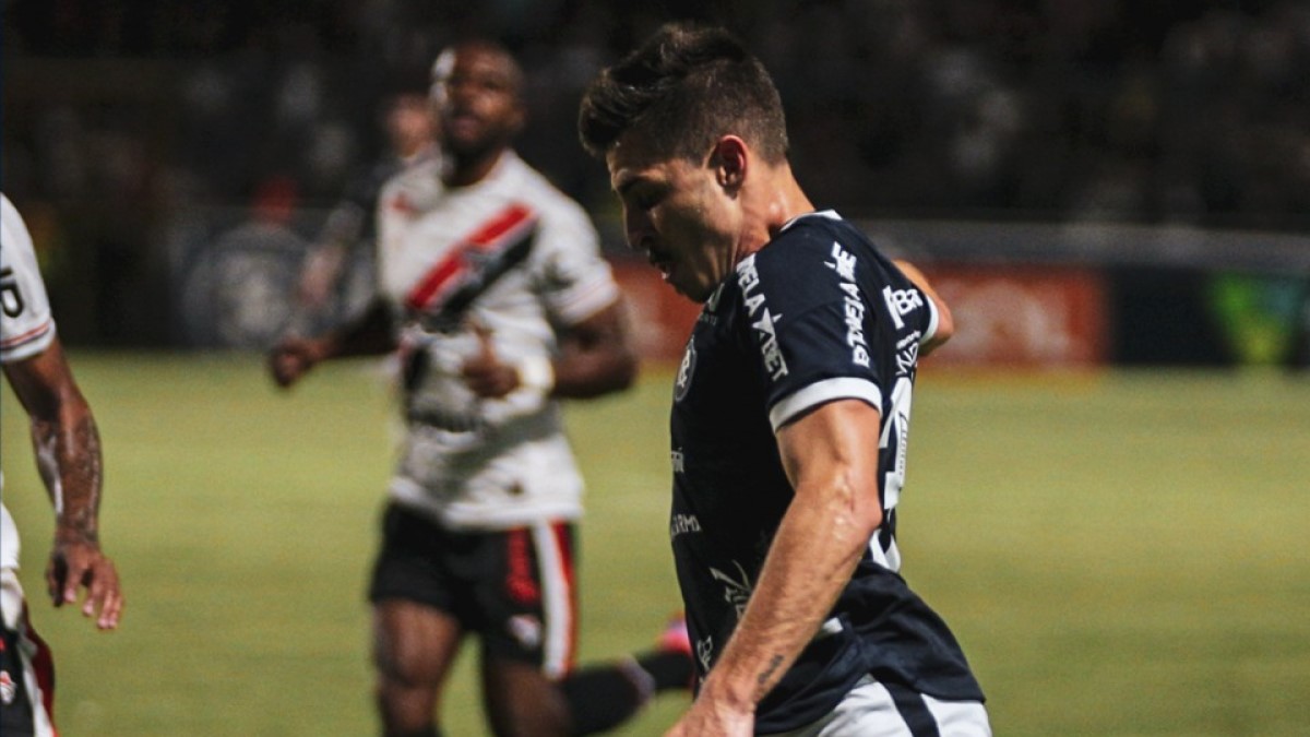 Ferroviário perde do Remo com gol nos acréscimos e se aproxima da queda na Série C