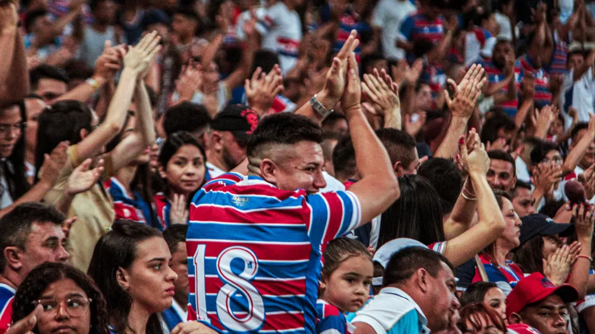 Fortaleza faz promoção de ingresso para jogo contra o Corinthians; entradas a partir de R$ 15